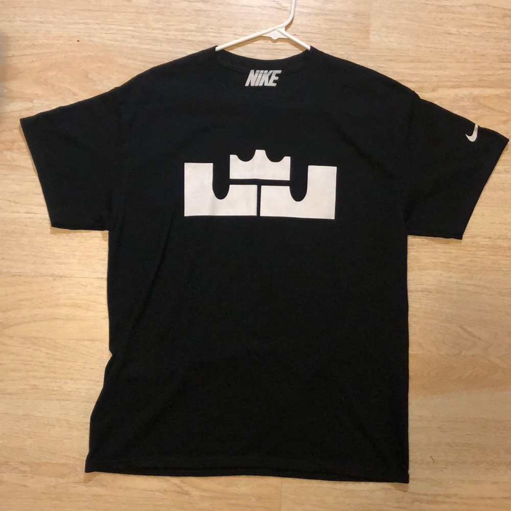 Lebron James logo Nike